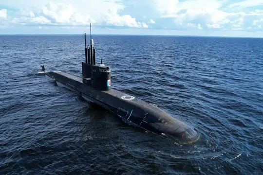 Quân sự thế giới hôm nay (3-2): Hải quân Nga tiếp nhận tàu ngầm Kronstadt, Thủy quân Lục chiến Mỹ có xe chiến đấu đổ bộ ACV-30 mới