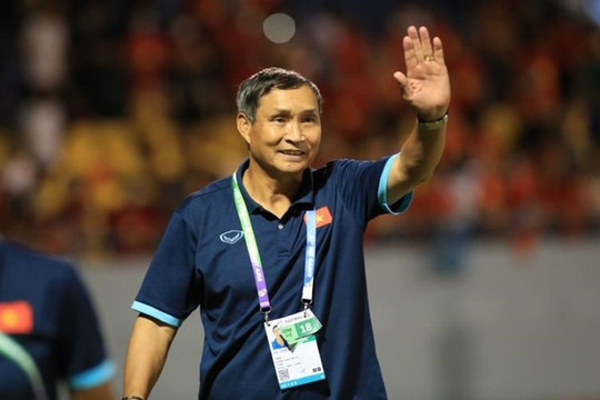 Huấn luyện viên Mai Đức Chung và sứ mệnh sau khi chia tay tuyển nữ Việt Nam