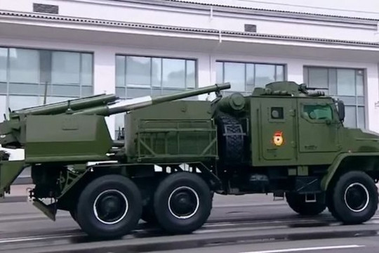 Quân sự thế giới hôm nay (14-2): Nga đưa pháo tự hành 2S40 Phlox vào biên chế
