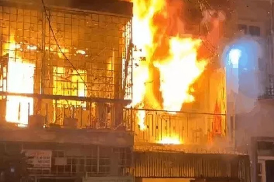 Nhân chứng kể phút lửa bao trùm căn nhà khiến 4 người ở TPHCM tử vong
