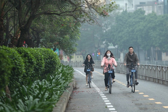 Đường riêng cho xe đạp, cả Hà Nội sao chỉ có 1 tuyến?