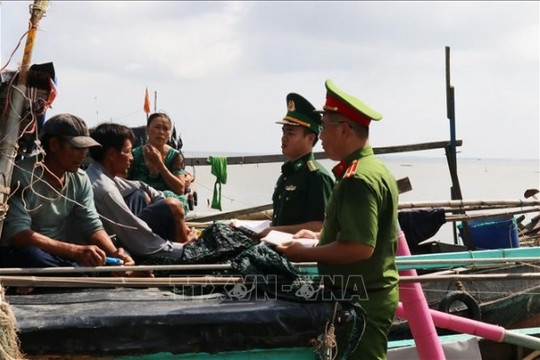 Bộ đội Biên phòng Tiền Giang tuyên truyền phòng, chống khai thác IUU