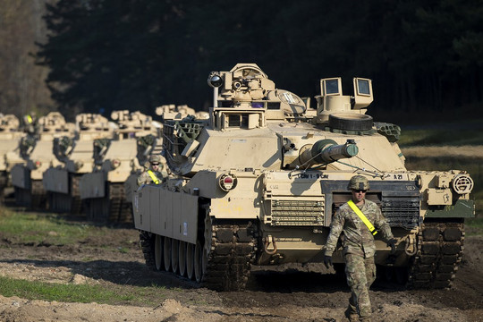Tại sao xe tăng M1 Abrams dễ dàng bị bắn hạ tại chiến trường Ukraine?
