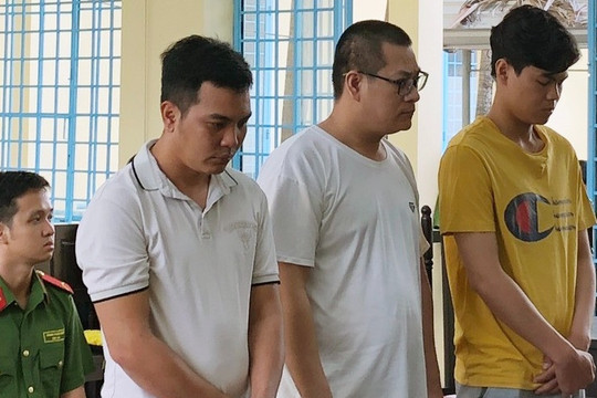 3 cựu cán bộ, chiến sĩ trại tạm giam ở Cần Thơ bị phạt 3 năm tù