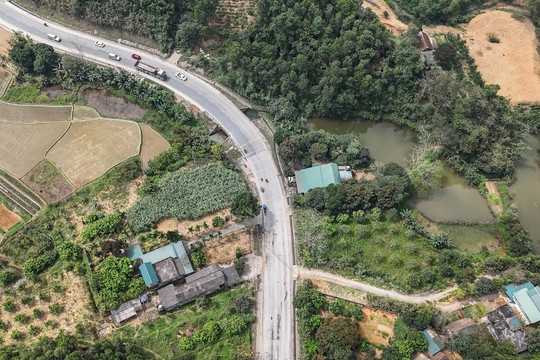 Rà soát lại quốc lộ 2 sau tai nạn 6 người chết ở Tuyên Quang