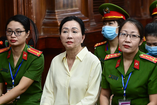 Nhân viên ngân hàng SBC nghỉ việc, bà Trương Mỹ Lan hỗ trợ 20 tỷ đồng