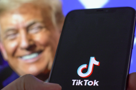 Ông Trump bất ngờ 'quay xe' ủng hộ TikTok