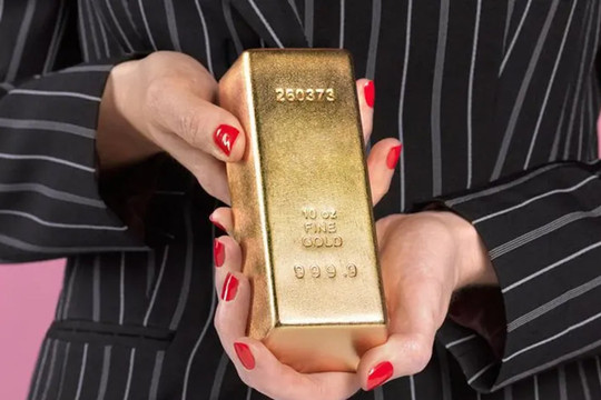 Giá vàng hôm nay 15/3/2024 tăng sôi sục, vàng SJC lại lên sát đỉnh 82 triệu
