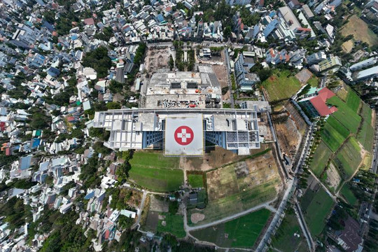 Hình ảnh bệnh viện gần 1.900 tỉ đồng ở Hóc Môn có sân bay trực thăng cấp cứu