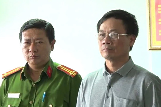 Đề nghị truy tố cựu Cục trưởng Cục Đăng kiểm Việt Nam với 2 tội danh