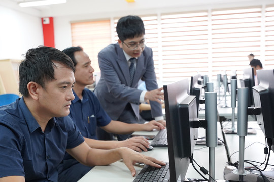 Đầu tư 10 tỷ xây Trung tâm vi mạch bán dẫn và Công nghệ thông minh tại Đà Nẵng