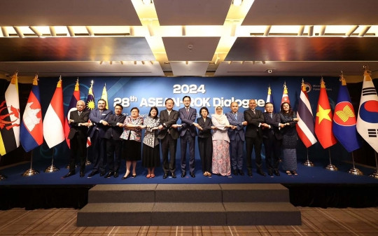 Thứ trưởng Ngoại giao Đỗ Hùng Việt đồng chủ trì Đối thoại ASEAN-Hàn Quốc lần thứ 28