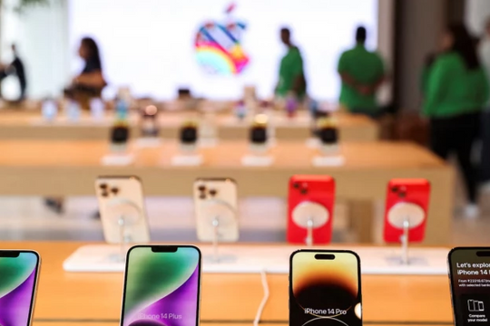 3 hãng smartphone khiến Apple lo lắng