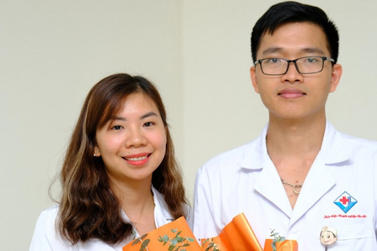Vợ chồng bác sĩ cứu nhiều nạn nhân trong vụ tai nạn giao thông ở Kon Tum
