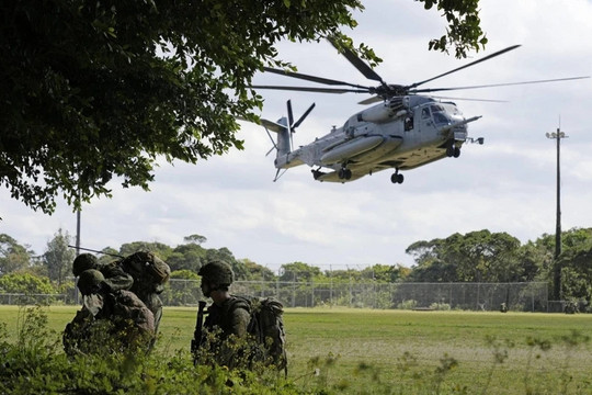 Nhật Bản: 2 trực thăng mất liên lạc, 7 người mất tích