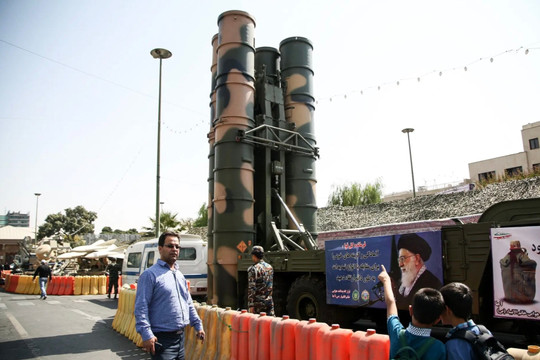 Israel dùng tên lửa tránh radar tấn công, bị Iran nói sử dụng 'vũ khí đồ chơi'