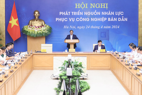 Nhân lực là 'lõi' để xây dựng ngành công nghiệp bán dẫn Việt Nam