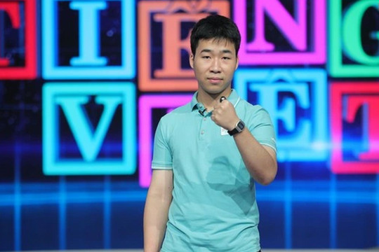 'Vua tiếng Việt' trẻ nhất: 17 tuổi ẵm giải thưởng 320 triệu đồng