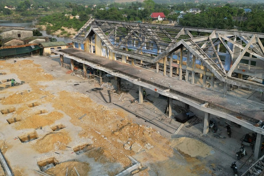 Vụ cháy chợ ở Thừa Thiên Huế: Chi hơn 6 tỷ đồng xây chợ tạm