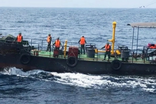 Vụ chìm sà lan trên biển Quảng Ngãi: Dừng tìm kiếm nạn nhân mất tích