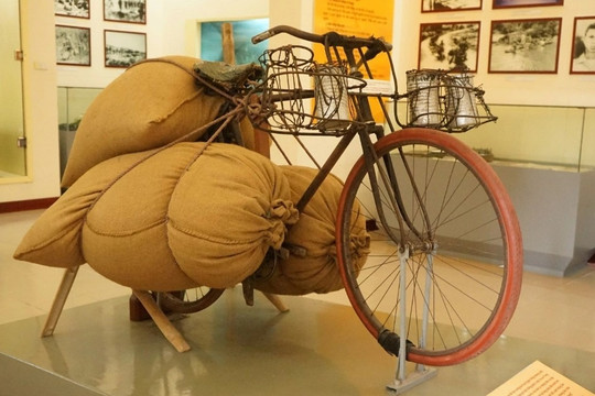 Huyền thoại chiếc xe đạp thồ gần 3,5 tạ/chuyến lên Điện Biên Phủ