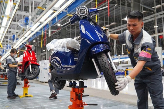 Thị trường xe máy ế ẩm nhưng lượng sản xuất mới vẫn tăng trong tháng 4