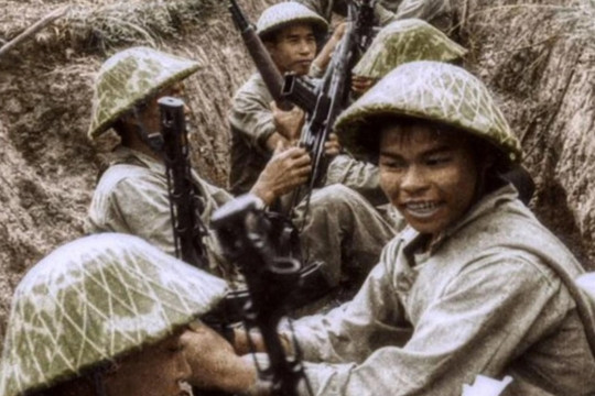Câu chuyện đằng sau chiếc mũ trận của chiến sĩ Điện Biên