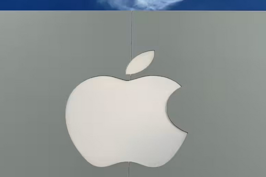 Apple xác nhận doanh số iPhone giảm mạnh