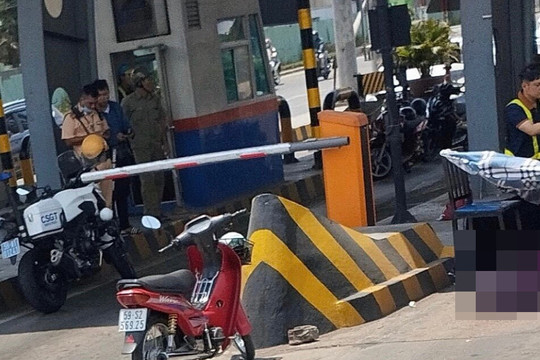 Nhân viên trạm BOT xa lộ Hà Nội bị tai nạn tử vong trong lúc làm việc