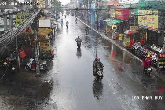 Vừa đón mưa lớn nhất từ đầu năm, thời tiết ở TPHCM những ngày tới ra sao?
