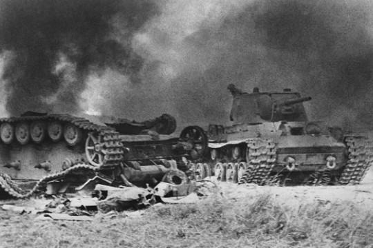Tại sao trận Vòng cung Kursk đã kết thúc mọi tham vọng của phát xít Đức ở Mặt trận phía Đông?
