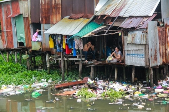 Houses on HCM City's canals