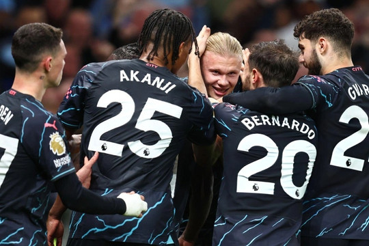 Haaland tỏa sáng trước Tottenham, Man City rộng cửa vô địch Premier League