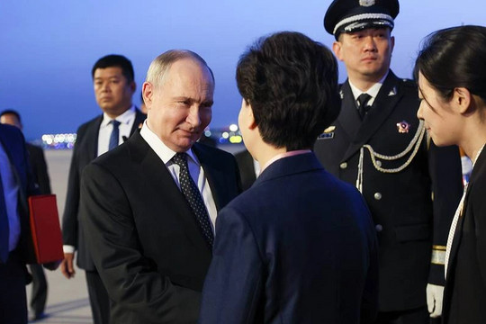 Tổng thống Putin đến Trung Quốc