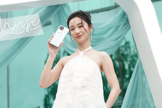 Smartphone Samsung giảm hơn 10 triệu đồng, vivo V30 Series ra mắt tại Việt Nam