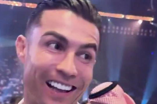 Premier League trước vòng cuối, Ronaldo dự báo điều Arsenal không muốn nghe