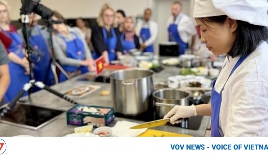 Vietnamese Pho leaves impression at Czech cook show