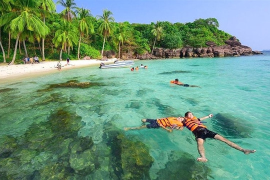 ‘Pearl Island’ Phú Quốc named “most affordable tropical destination”