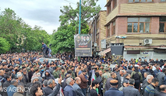 Hình ảnh ngày đầu tiên Iran tổ chức quốc tang cố Tổng thống Raisi