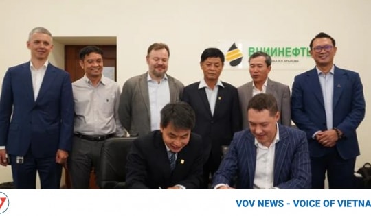 Vietnam, Russia step up cooperation in oil and gas exploration, exploitation