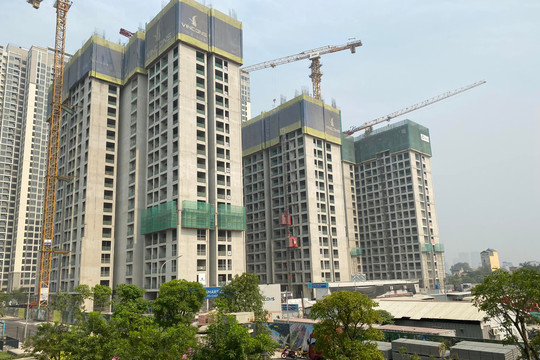 Giá chung cư mới mở bán ở Hà Nội, TPHCM cao chót vót