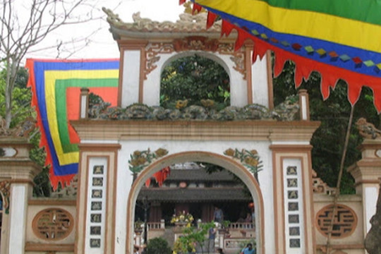 Một ngôi đền ở Hà Tĩnh nộp ngân sách hơn 14 tỷ đồng tiền công đức