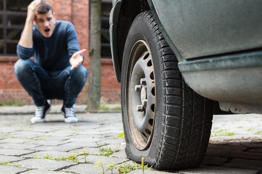 Cảnh giác với những hậu quả nghiêm trọng khi để lốp xe quá non hơi