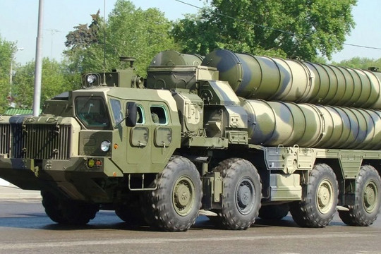 Quân sự thế giới hôm nay (2-6): Nga bàn giao tổ hợp tên lửa S-300 cho Kyrgyzstan