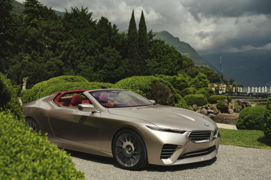Chiêm ngưỡng BMW Concept Skytop đầy sang trọng tại sự kiện ô tô tại Ý