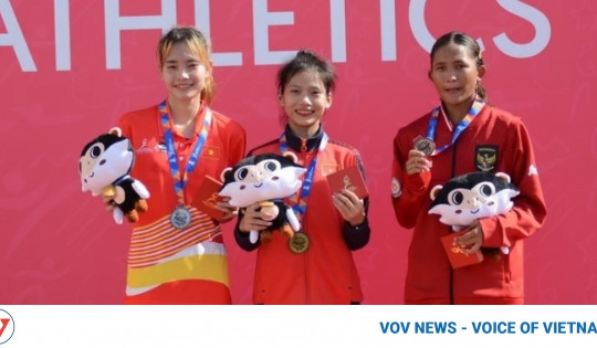 Vietnamese runner earns two golds at ASEAN School Games