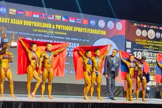 Vietnam’s bodybuilding team tops Southeast Asia Championships