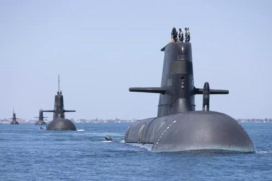 Kính tiềm vọng: Australia kéo dài tuổi thọ của tàu ngầm lớp Collins