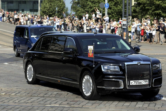 Xe bọc thép Aurus Senat chở Tổng thống Putin: Biểu tượng tự hào của ô tô Nga