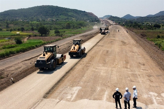 Over $9 billion needed to upgrade expressways for traffic safety